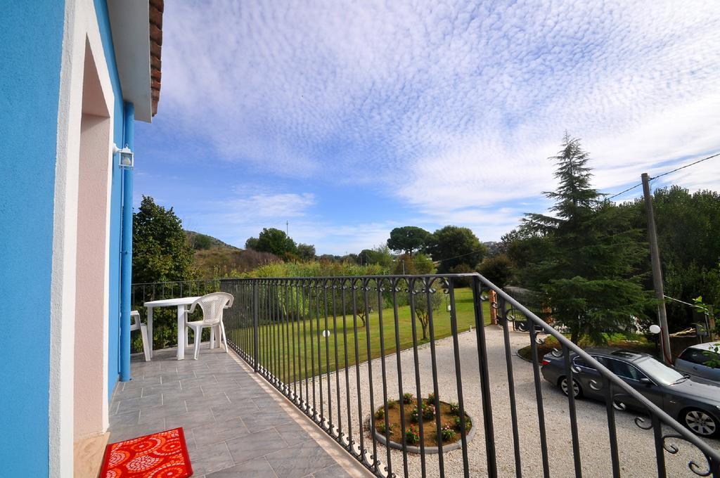 Apartamento Casa Blu Mirabella Imbaccari Exterior foto